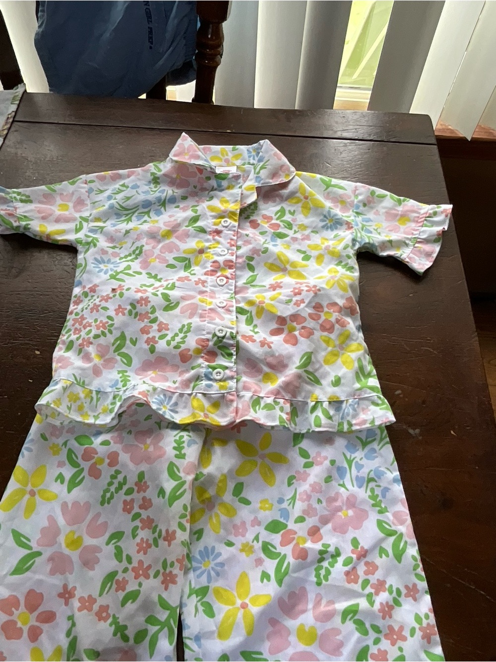 Girls size 4 pajama set